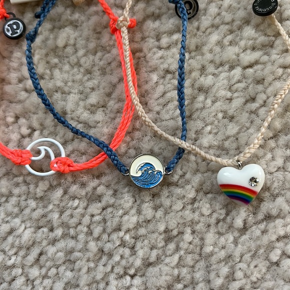 Set of 3 brand new Pura Vida bracelets - Picture 2 of 8